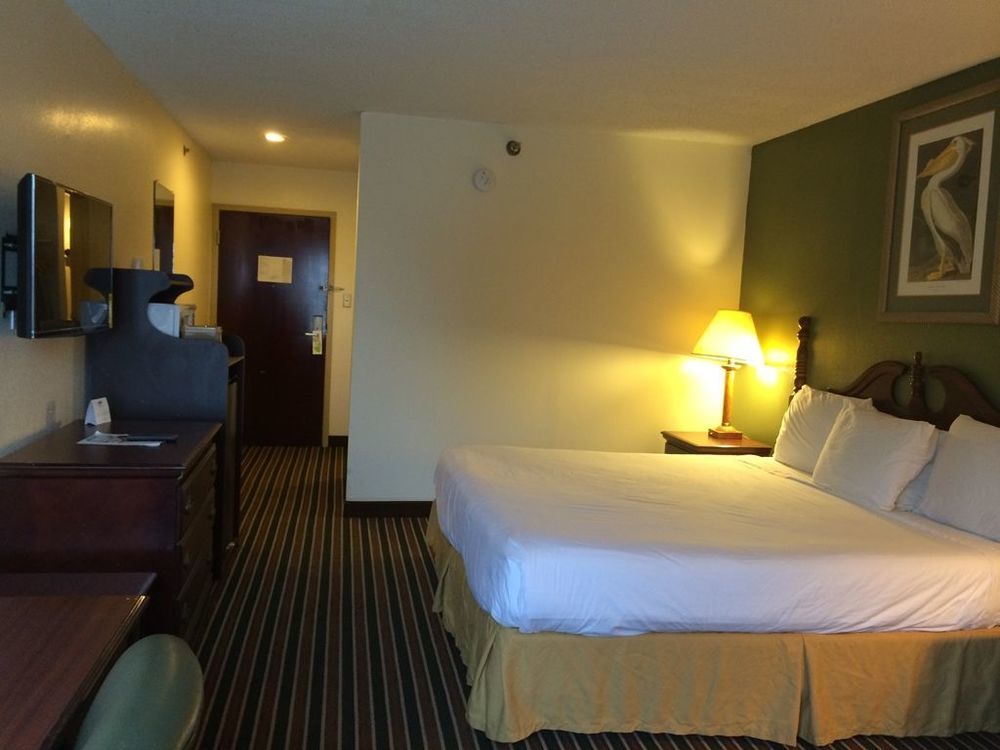 Executive Inn And Suites Baker Номер фото