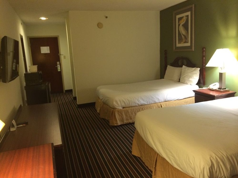 Executive Inn And Suites Baker Номер фото